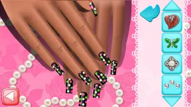 Screenshot von Celebrity Nail Salon 2