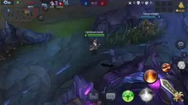 Screenshot von Moba Legends 9