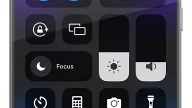 Screenshot von Control Center iOS 18 - Easy iOS Control Center 2