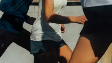 Screenshot von On 7