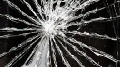 Screenshot von Prank Broken Screen Wallpaper 11